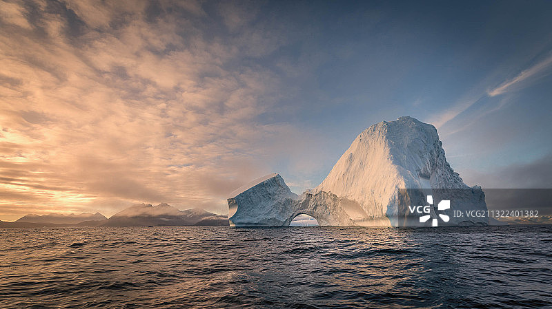 日落时大海对天空的景色图片素材