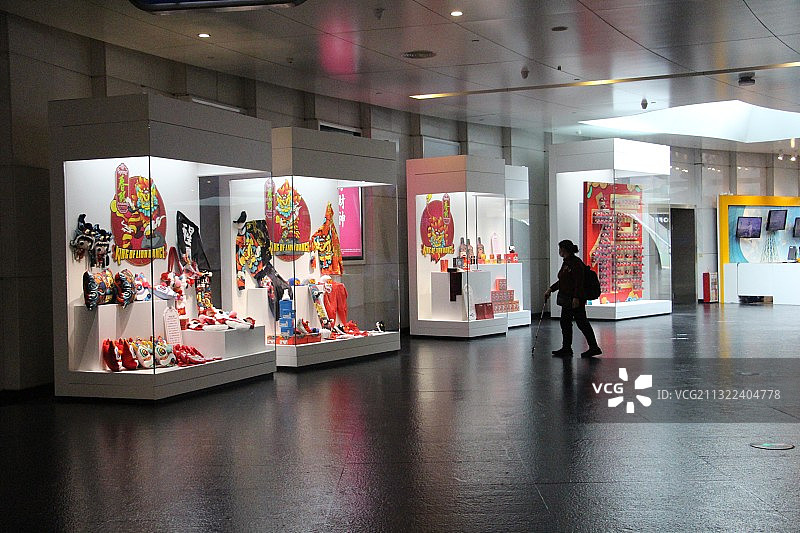 《春·醒》醒狮精品展在广州塔展出图片素材