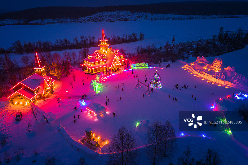 航拍漠河圣诞村图片素材