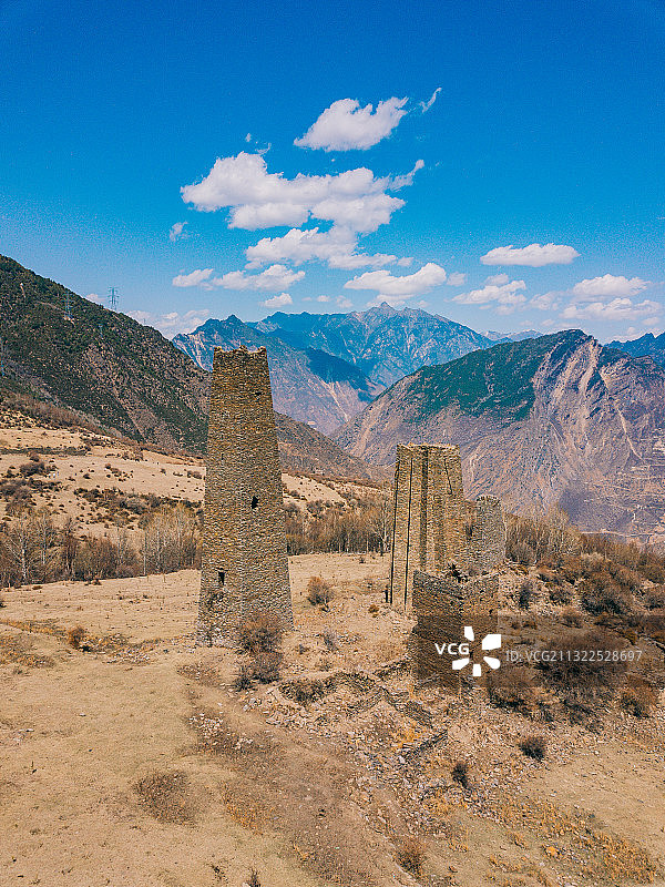 丹巴十三角碉以及周边藏寨图片素材