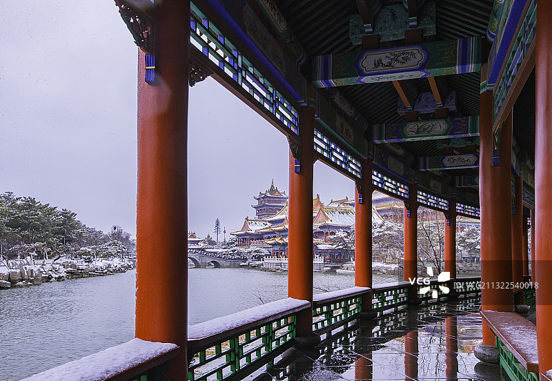 逛蓬莱仙境雪霁图片素材