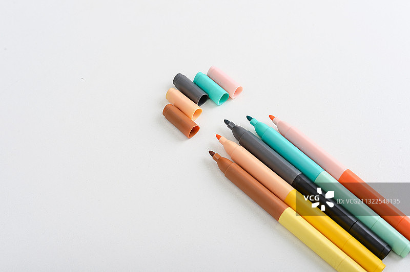彩色马克笔图片素材
