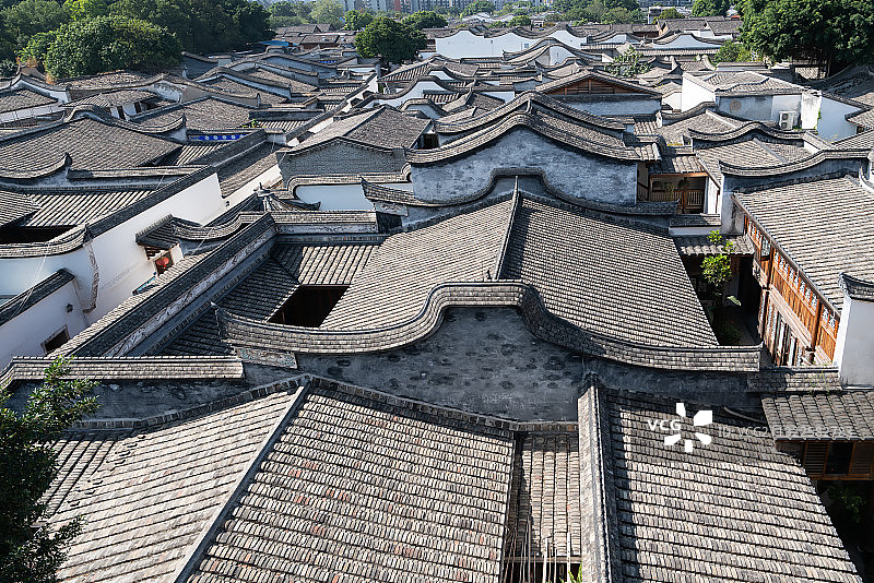 航拍福州三坊七巷古建筑灰色屋顶图片素材