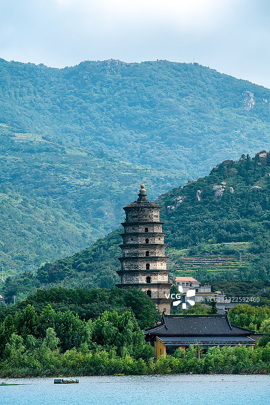 江苏连云港花果山阿育王塔图片素材