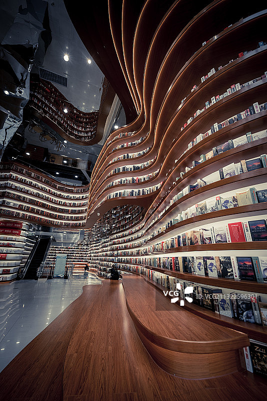 外图厦门书城，以“书海”为创意概念的大堂空间设计图片素材