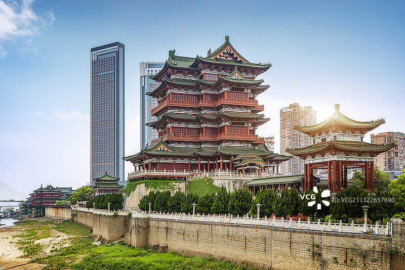 江西南昌滕王阁古建筑特写图片素材