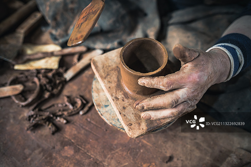 云南省维西县非物质文化遗产尼西黑陶图片素材
