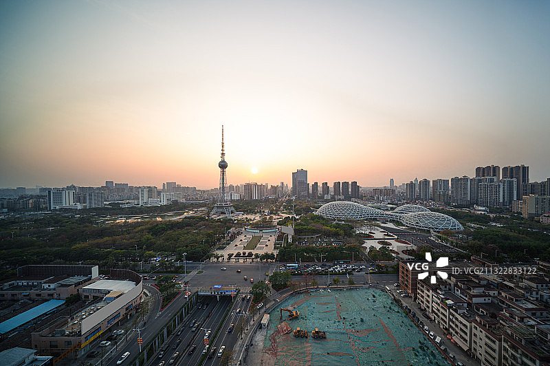广东佛山禅城岭南明珠体育馆全景，季华路，日落，电视塔，图片素材