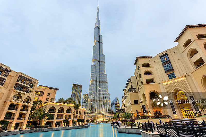 亚洲阿联酋迪拜世界第一高楼哈利法塔图片素材