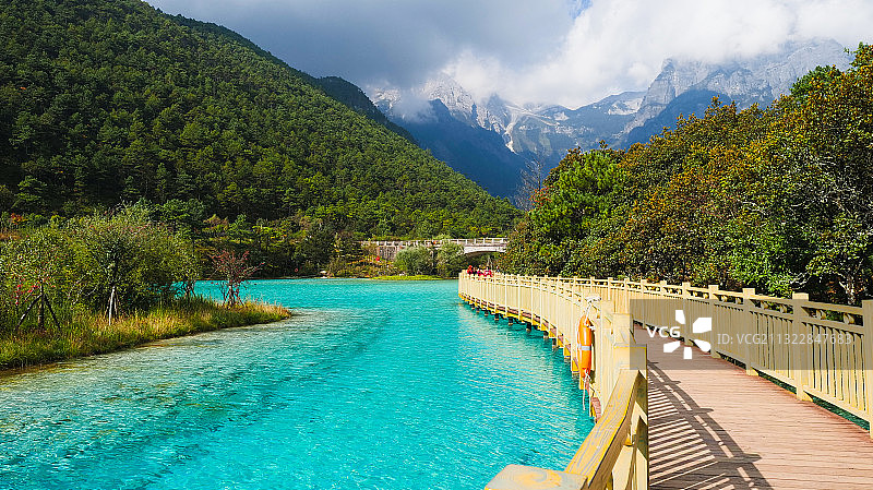 丽江蓝月谷图片素材