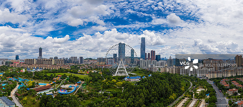 南宁东商区蓝天白云图片素材