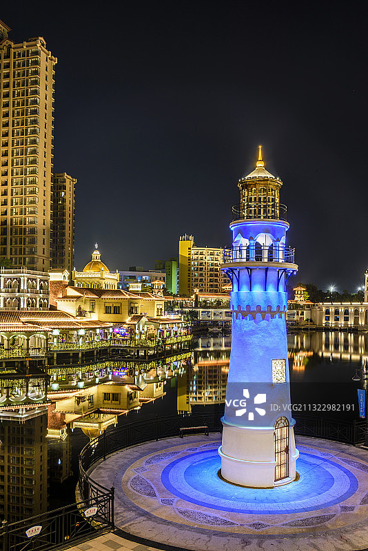 中国广东省梅州市客天下威尼斯水岸夜景图片素材