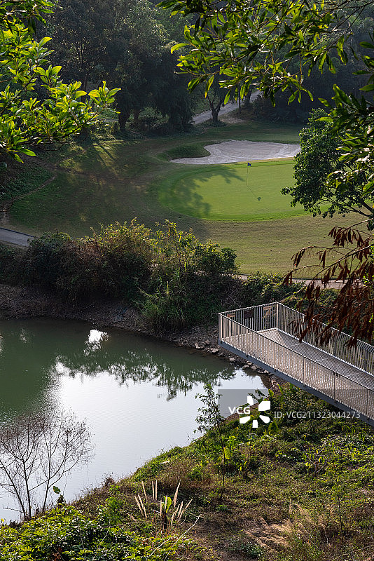 深圳光明大顶岭山林公园探桥图片素材