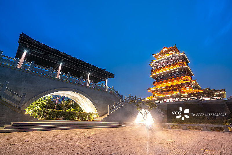 江苏宿迁项王故里中式园林景观夜景图片素材