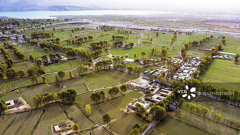 春分又度玉门关图片素材