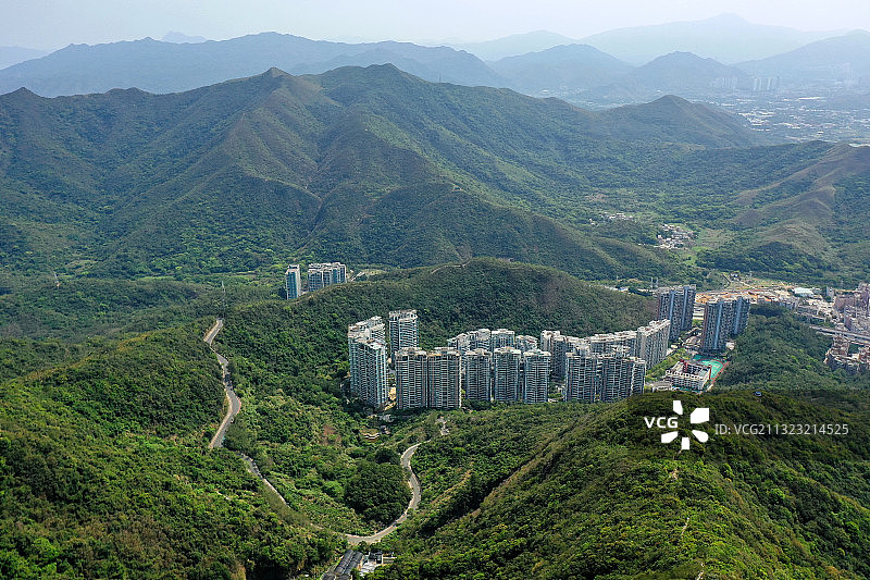 广东省深圳市罗湖区莲塘和梧桐山电视塔航拍图片素材