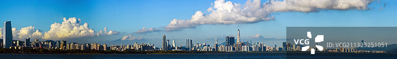 深圳湾远眺深圳全景图片素材