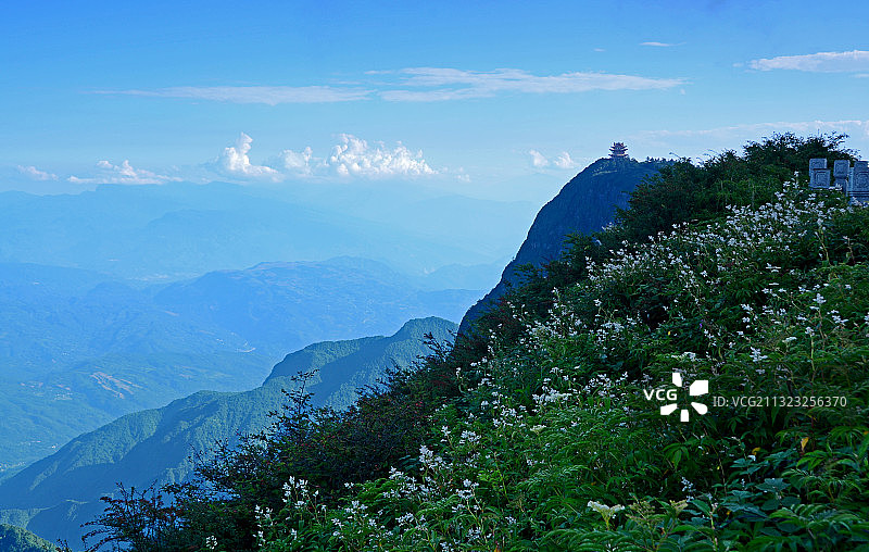 舍身崖----中国四川峨眉山图片素材