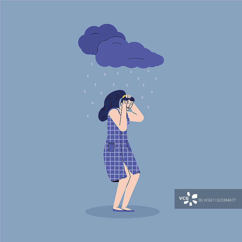 沮丧的年轻女子站在黑暗的雨中图片素材