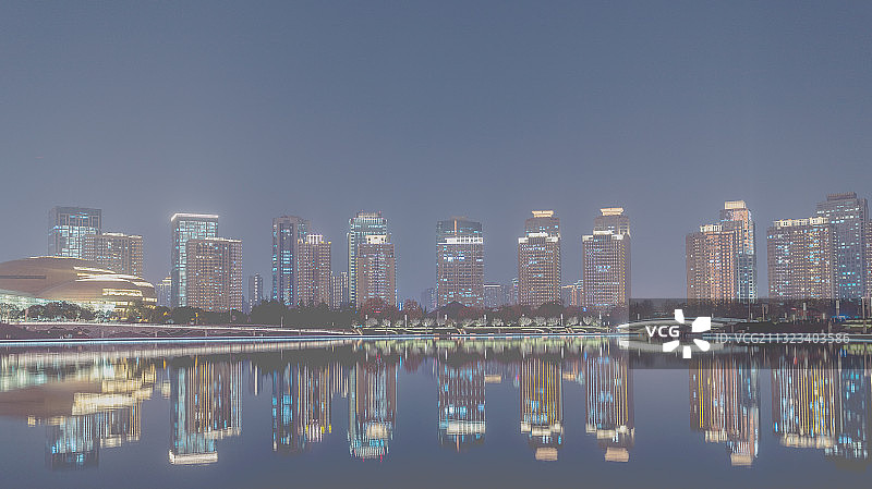 郑州市如意湖夜景图片素材