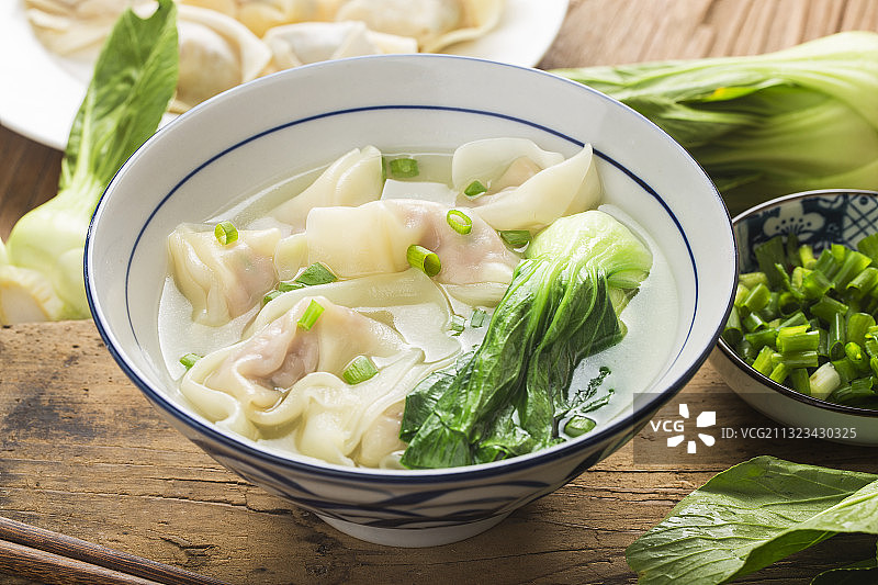 一碗馄饨图片素材