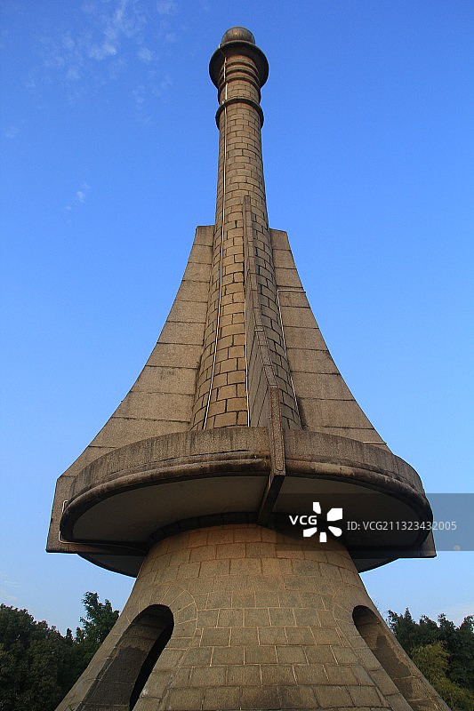 北回归线广州标志塔，目前世界上南北回归线上高度最高、规模最大图片素材