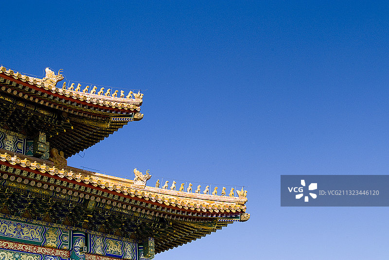 蓝天下故宫的屋檐图片素材