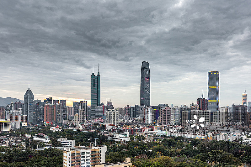 中国深圳罗湖区市中心图片素材