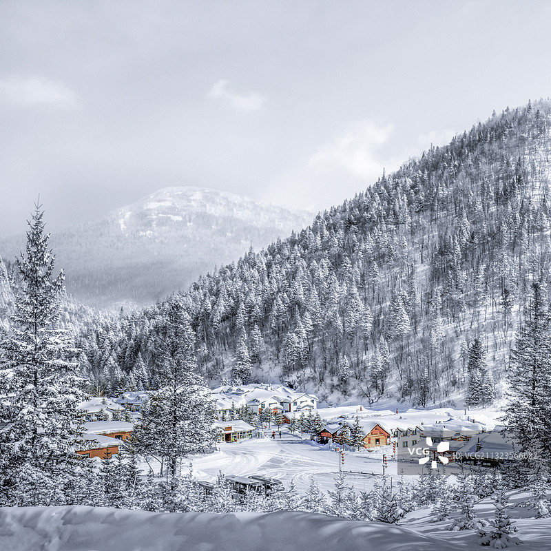 静谧雪乡图片素材