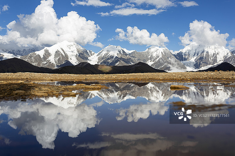 四川贡嘎雪山图片素材