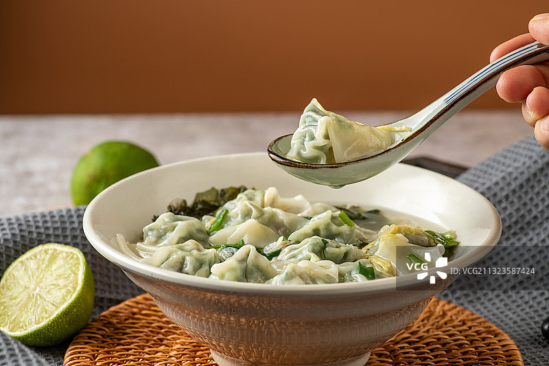 荠菜馄饨图片素材