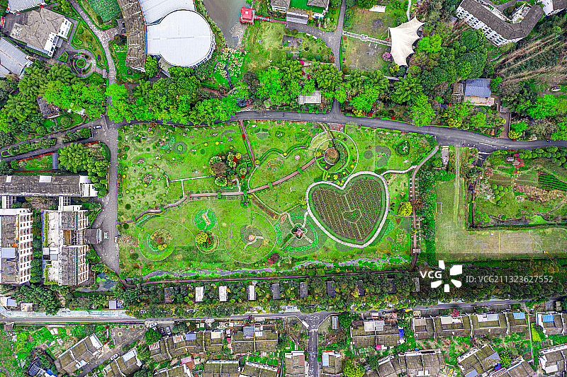 四川成都郫都区新农村典范战旗村妈妈农庄航拍图片素材