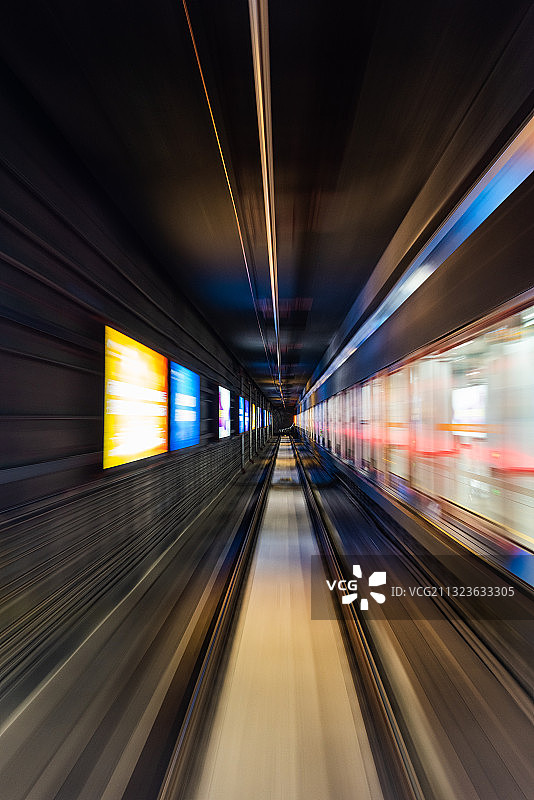 成都地铁9号线隧道图片素材