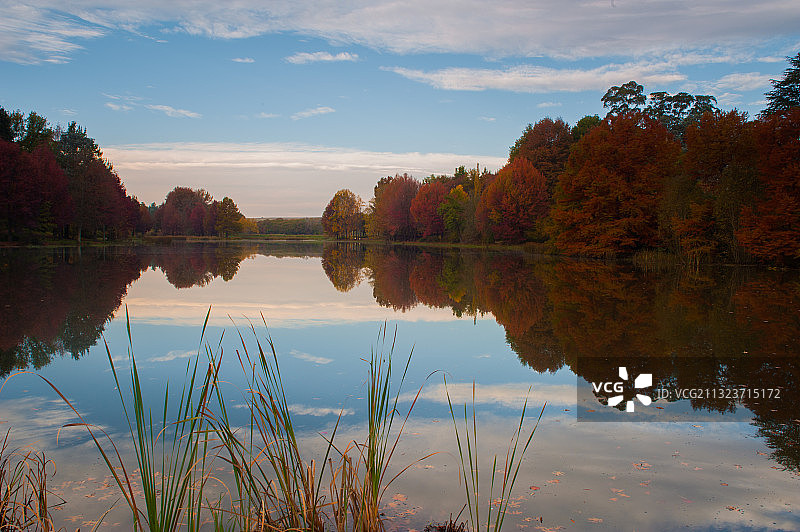 秋季安德伯格湖泊风光，南非图片素材