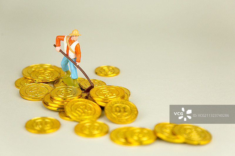 挖掘财富创造财富的人图片素材