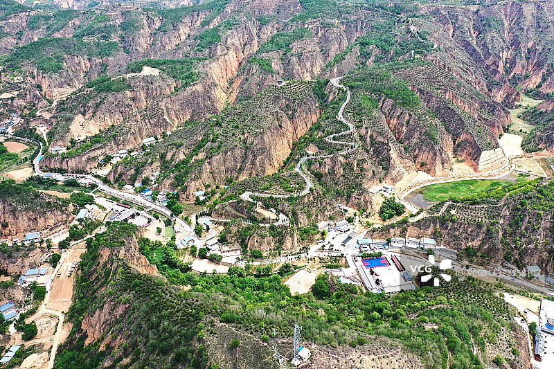 航拍陕西延安梁家河村图片素材