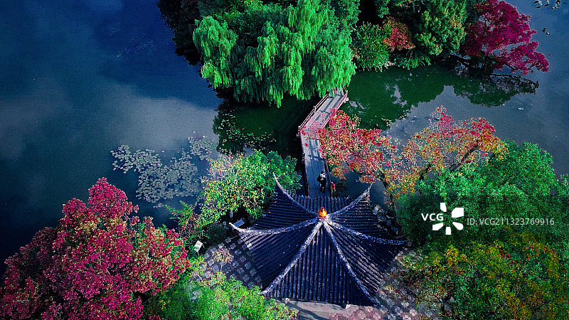 航拍杭州西湖三潭印月岛图片素材