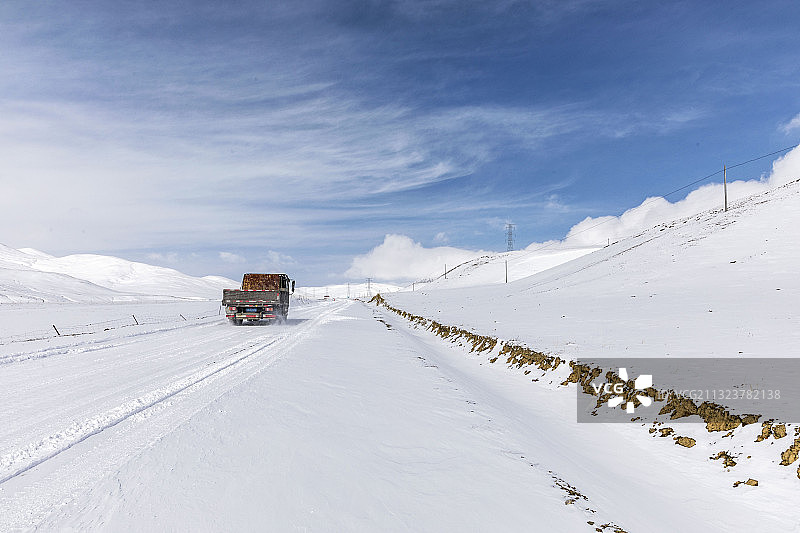 高原春雪（驳回再传）图片素材