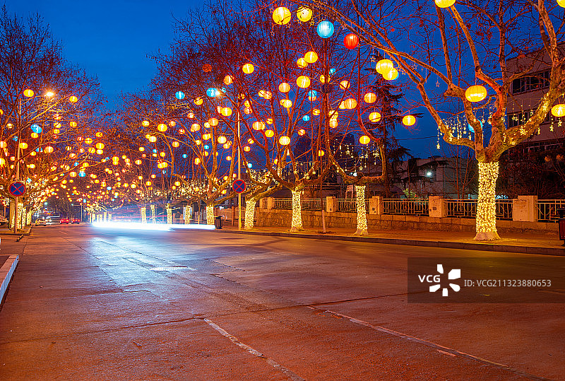 霓虹灯街道图片素材