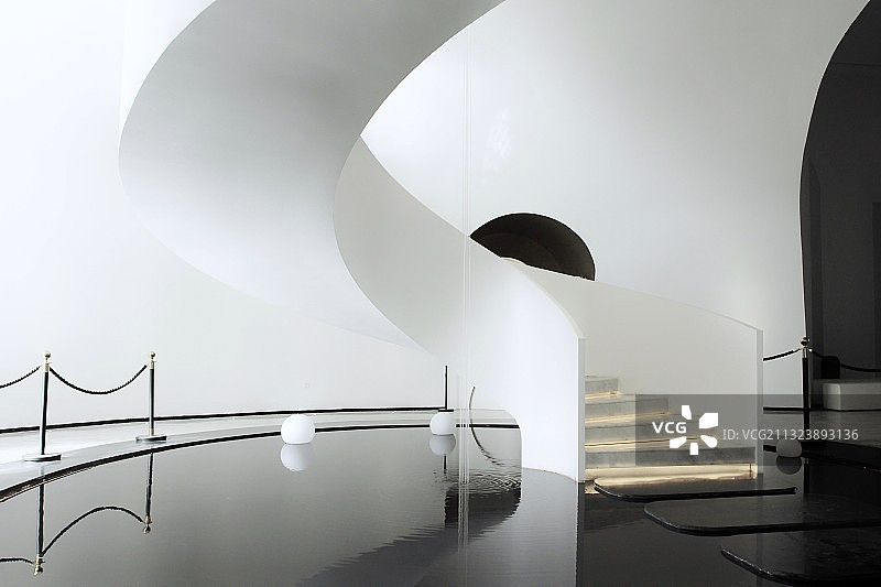 旋转楼梯图片素材