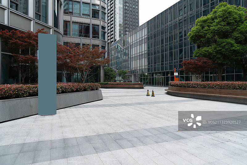 城市金融区办公写字楼出入口图片素材