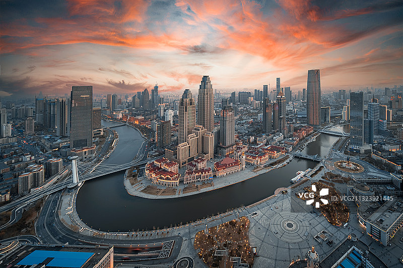 天津日落火烧云图片素材