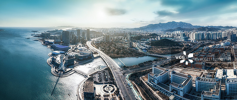 航拍青岛崂山区城市建筑景观图片素材