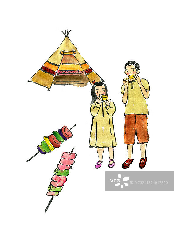 兄妹俩享用露营食物图片素材