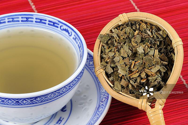 鱼腥草凉茶图片素材