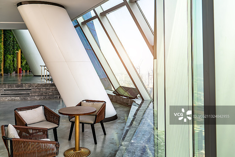 办公楼落地玻璃窗户图片素材