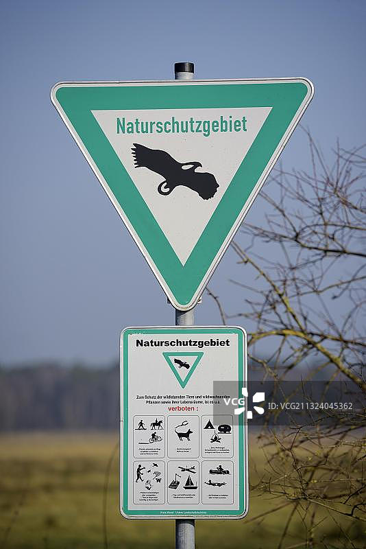 德国北莱茵-威斯特法伦州丁德内尔海德自然保护区标志图片素材