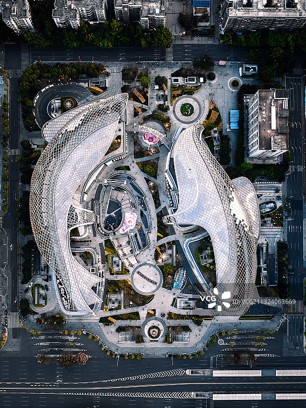 航拍俯瞰广州天环广场图片素材