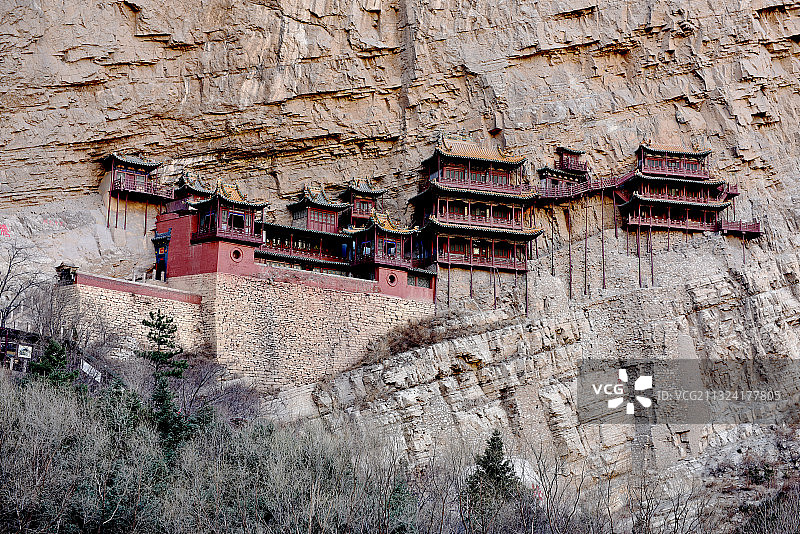 镶嵌在悬崖峭壁的古刹——山西恒山悬空寺图片素材