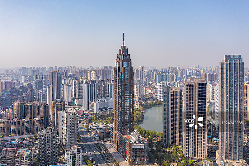 武汉市江汉区西北湖金融中心的高楼大厦图片素材